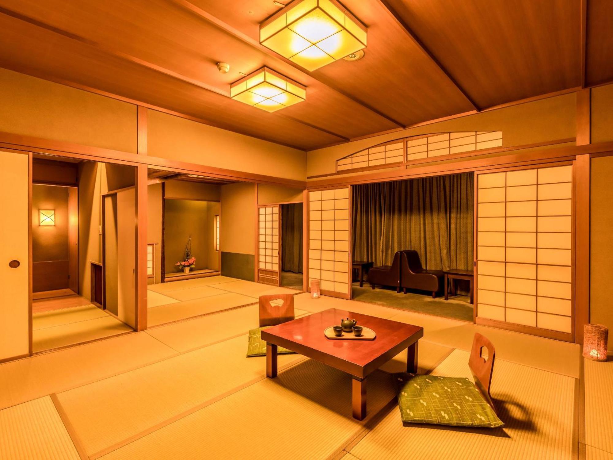 Ooedo Onsen Monogatari Premium Yamanaka Grand Hotel 카가 객실 사진